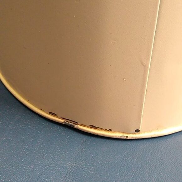 Floral Painted Toleware? Metal Waste Bin Decorative cut outs upper edge - Picture 11 of 13